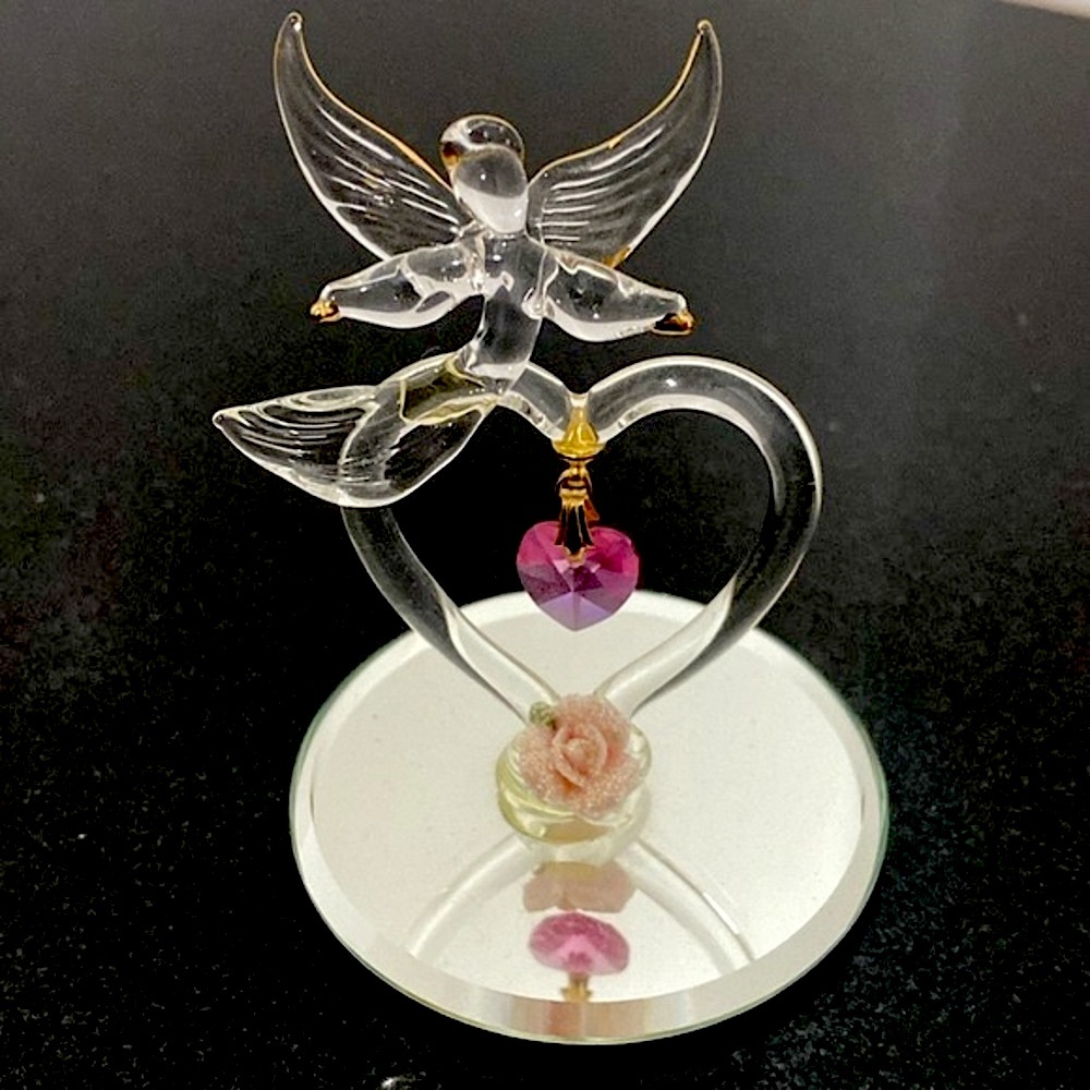 Vintage Glass Baron Angel with Heart Figurine HC2 841 Retired 21